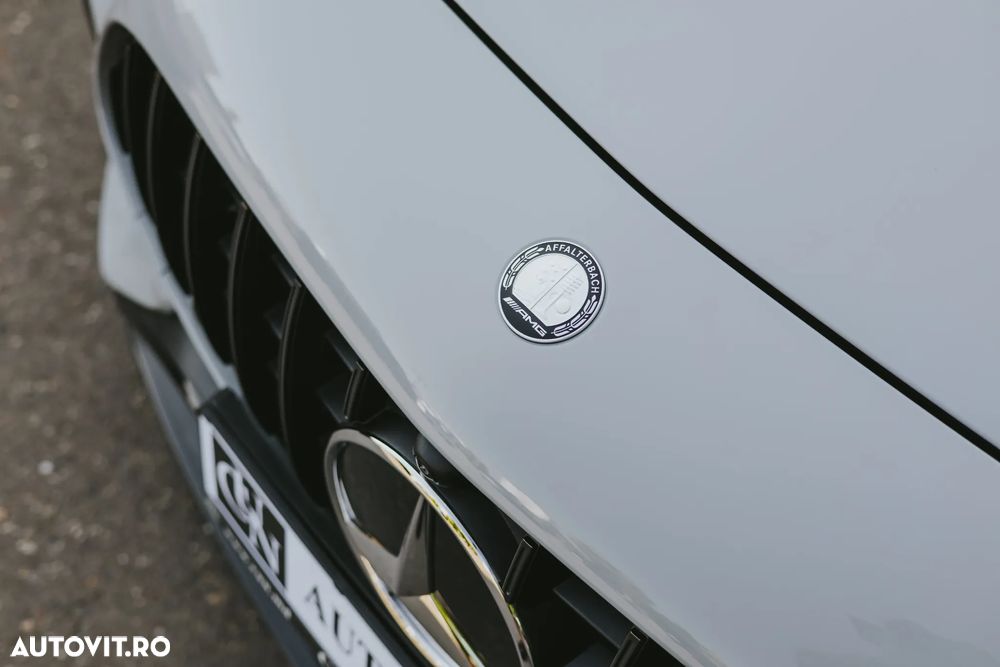 Mercedes-Benz CLE Mercedes-AMG 53 4M+ Cabrio AMG S.SHIFT TCT 9G - 12