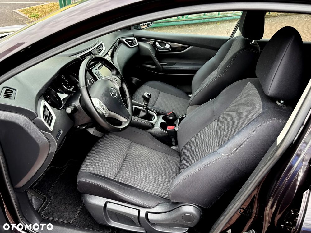 Nissan Qashqai 1.2 DIG-T N-Connecta EU6 - 12
