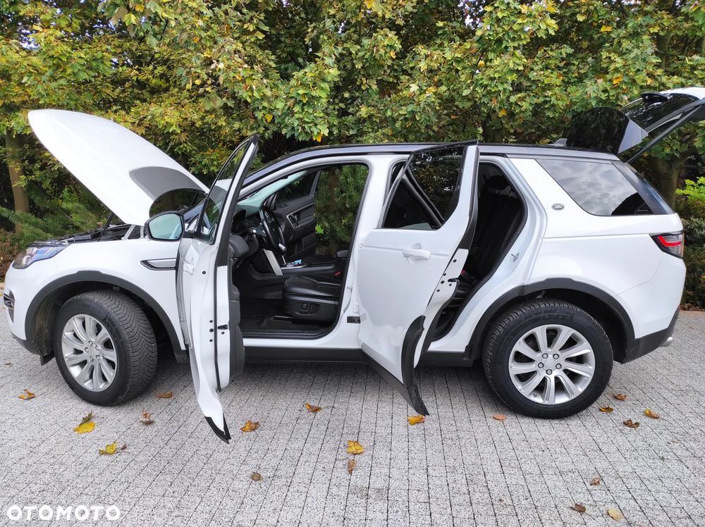 Land Rover Discovery Sport - 24
