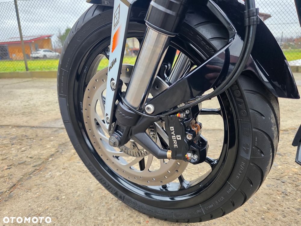 KTM Duke - 15