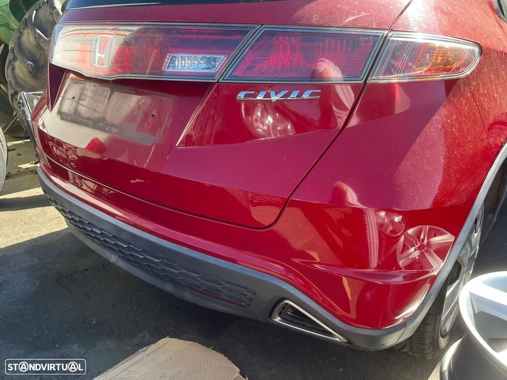 PARA-CHOQUES TRASEIRO HONDA CIVIC VIII HATCHBACK 2006 - 1