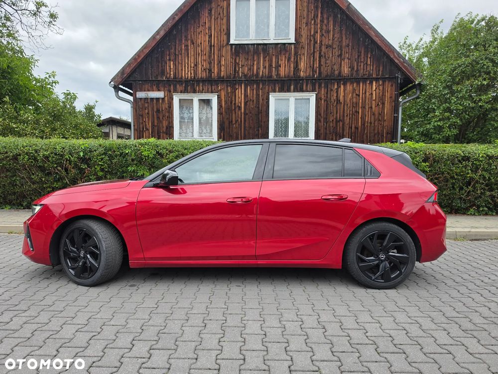 Opel Astra 1.2 T GS Line S&S - 10