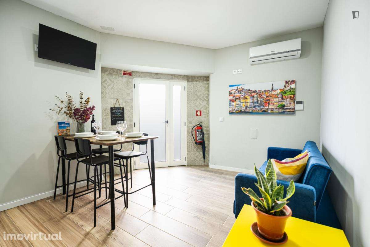 Casa com 2 quartos - localizado em Vila nova de gaia - Grande imagem: 3/12