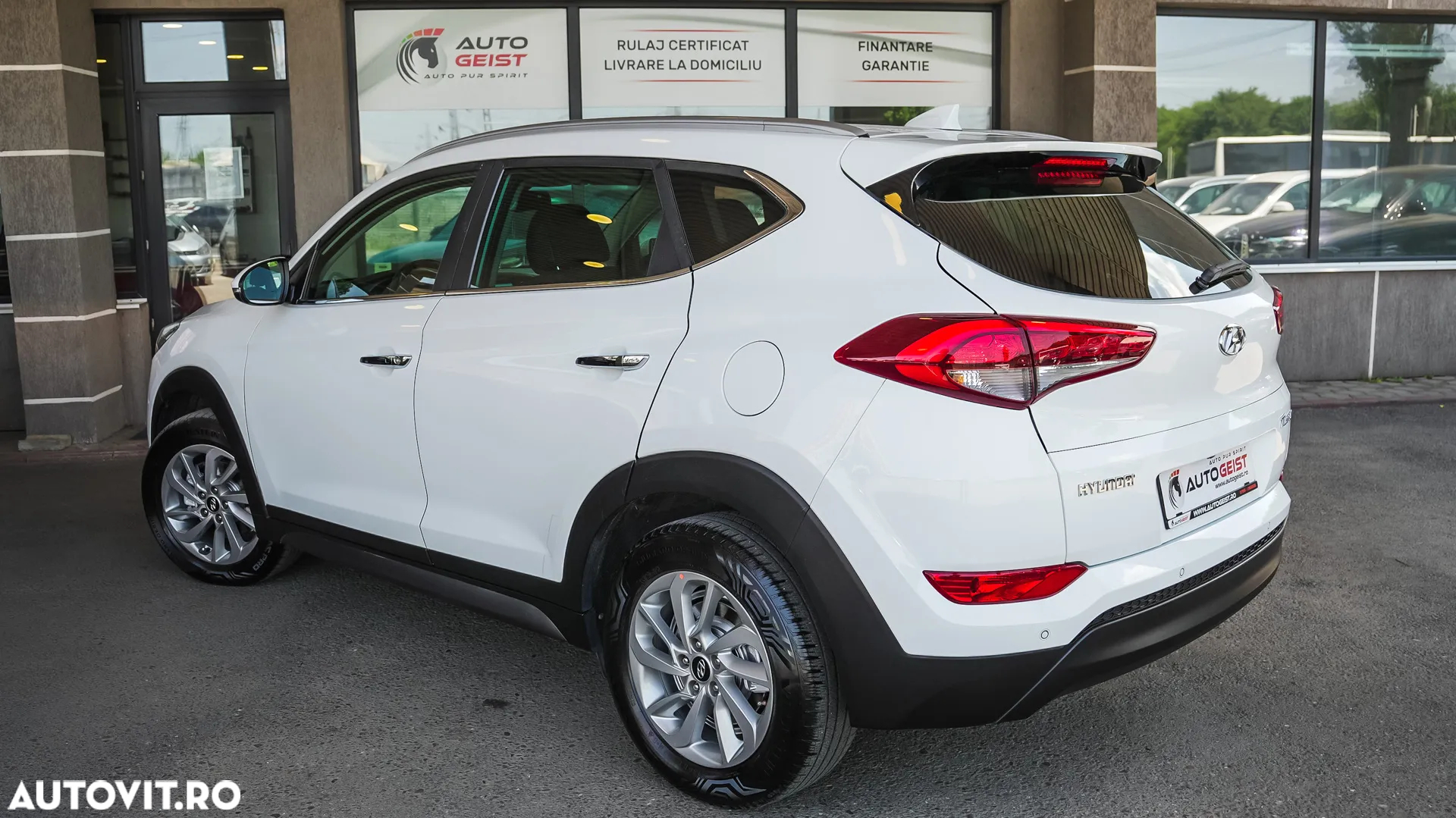 Hyundai Tucson blue 1.7 CRDi 2WD DCT Classic - 32