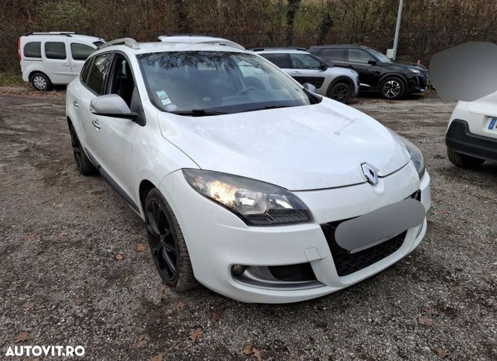 Renault Megane ENERGY dCi 110 Start & Stop Bose Edition - 2