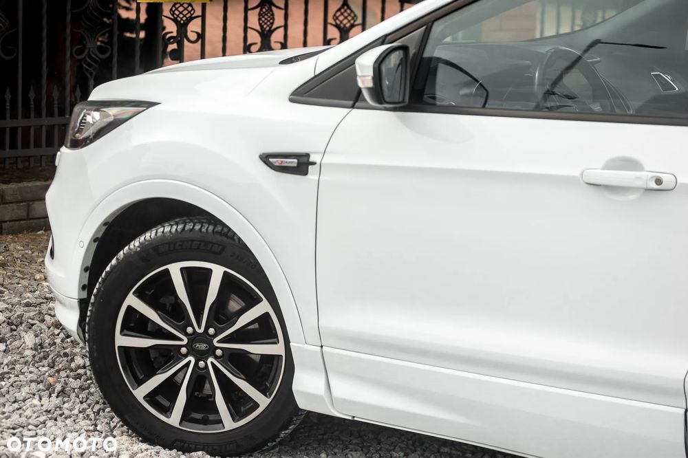 Ford Kuga 2.0 TDCi 4x4 ST-Line - 10