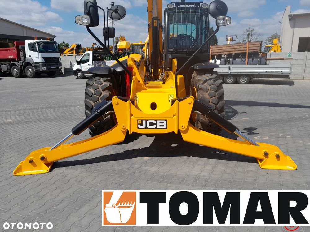 JCB 540-200 2019r - 12