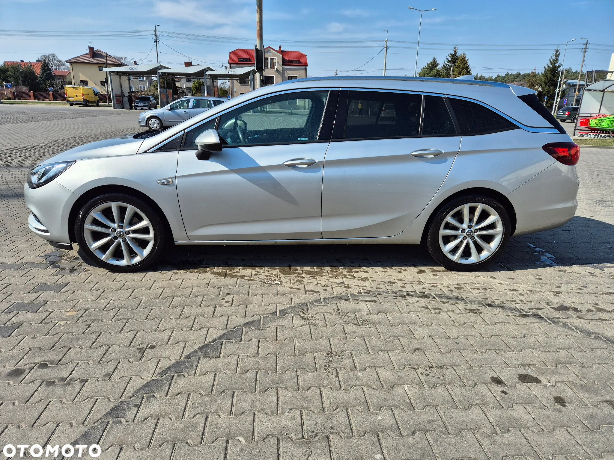 Opel Astra V 1.6 CDTI Dynamic S&S - 3