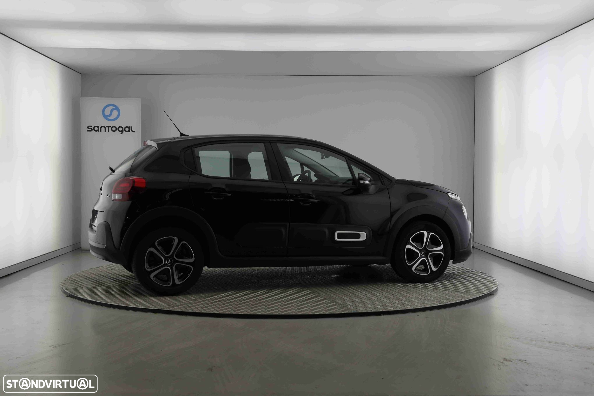 Citroën C3 1.2 PureTech Plus - 5