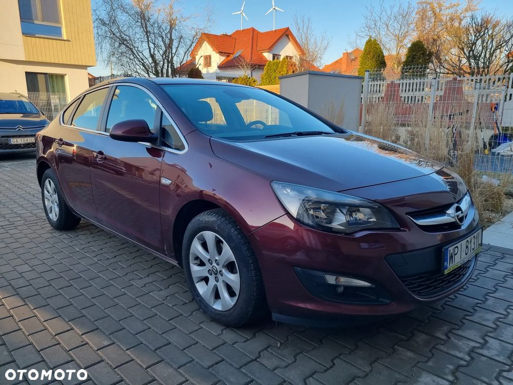Opel Astra 1.4 T EU6 - 17