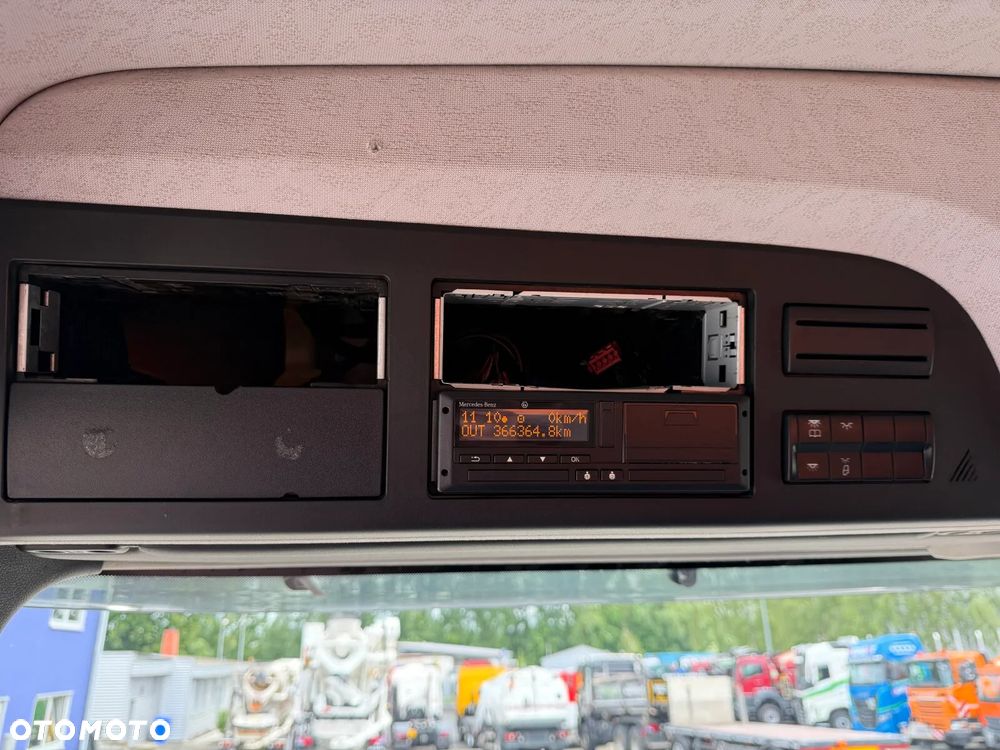 Mercedes-Benz AROCS 3246 8x4 EURO6 WYWROTKA TRÓJSTRONNA Z BORDMATIKIEM - 22