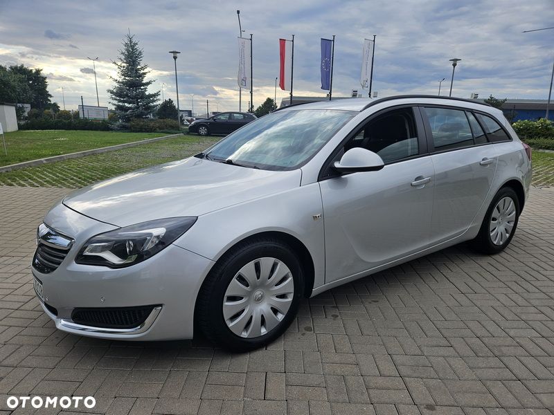 Opel Insignia - 10