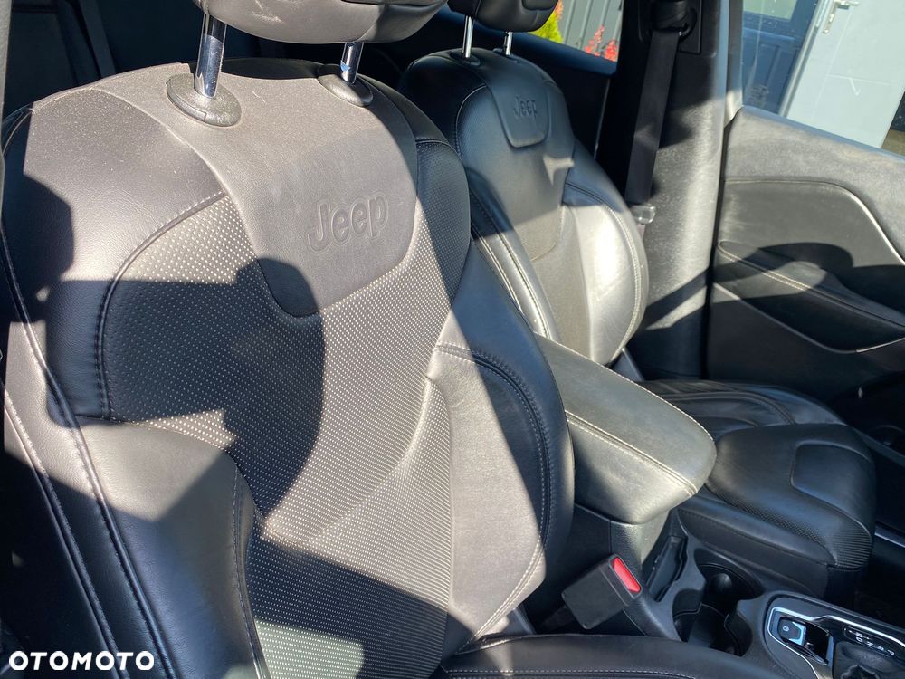Jeep Cherokee 2.0 GME Active Drive I Limited - 17