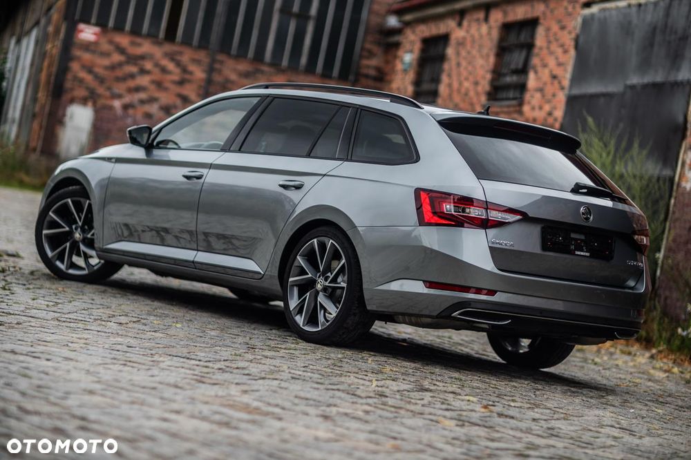 Skoda Superb 1.5 TSI Sportline DSG - 9