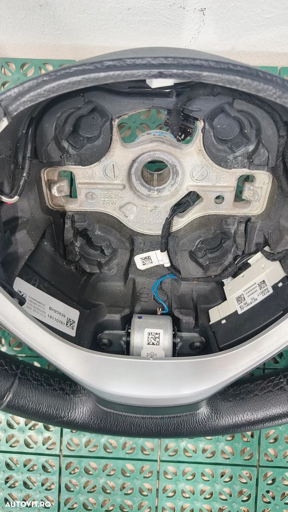 Volan sport BMW F3x cu vibratii - 2