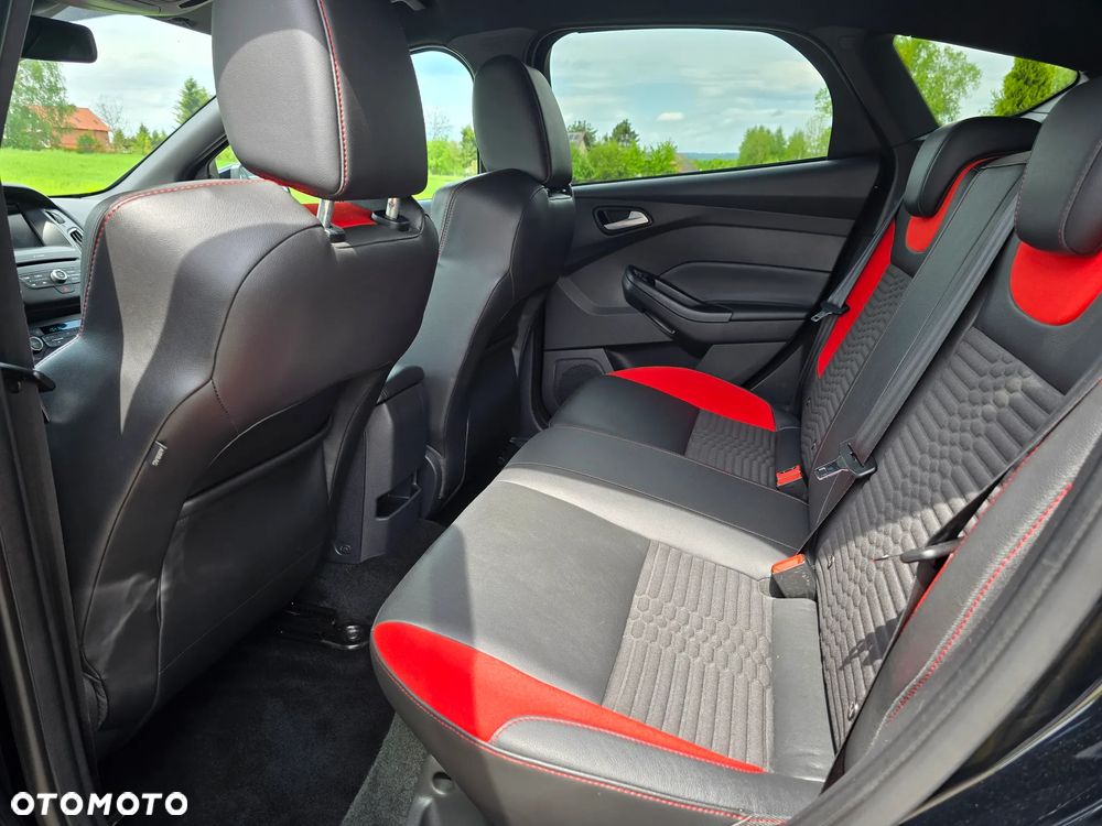 Ford Focus - 28