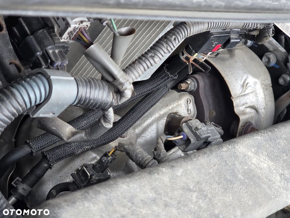 Toyota RAV4 2.0 D-4D Premium - 37