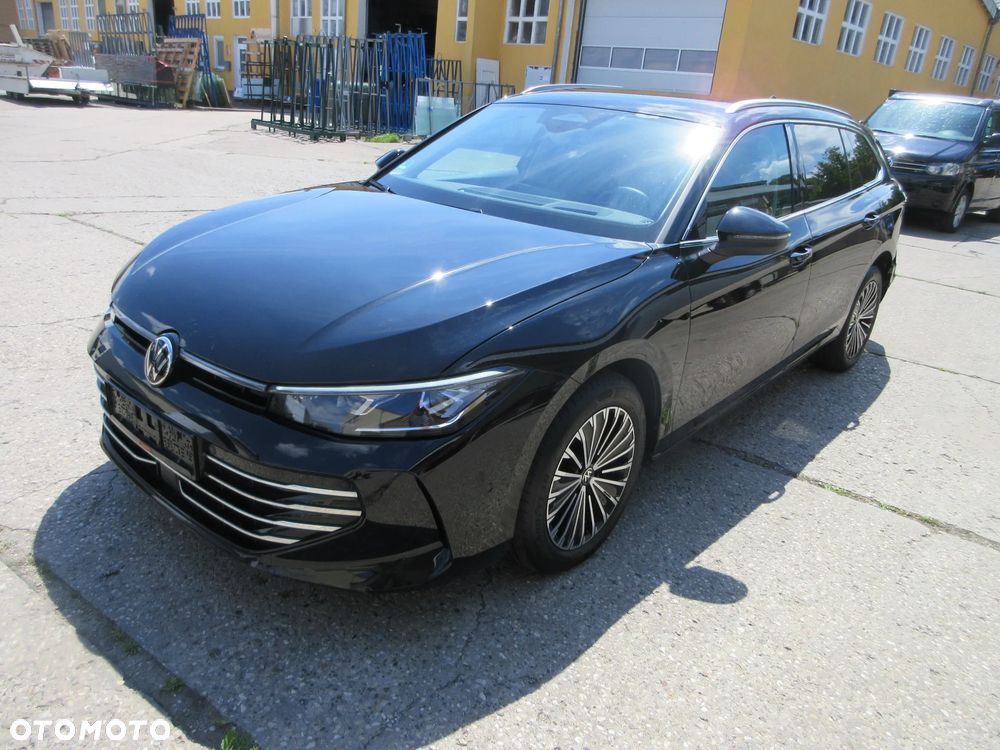 Volkswagen Passat Variant 2.0 TDI SCR 4Mot Elegance DSG - 1