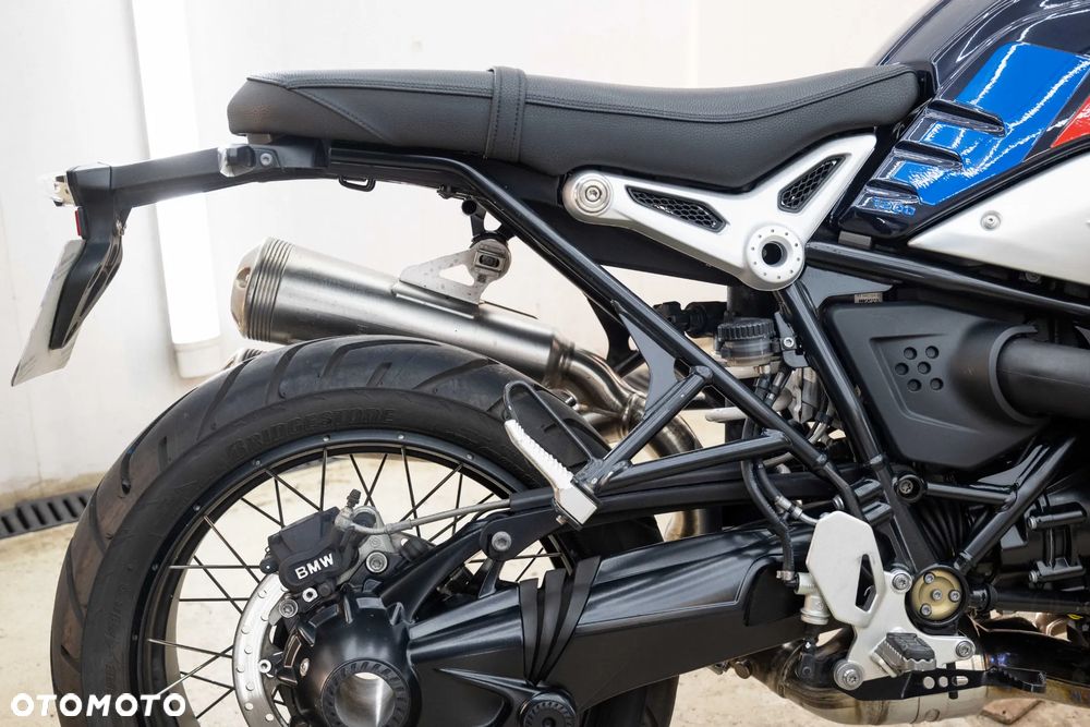 BMW R - 16