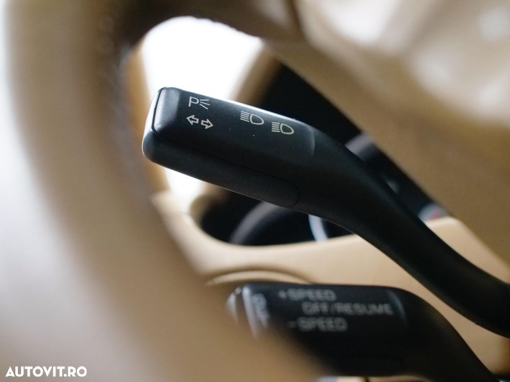 Porsche Cayenne - 36