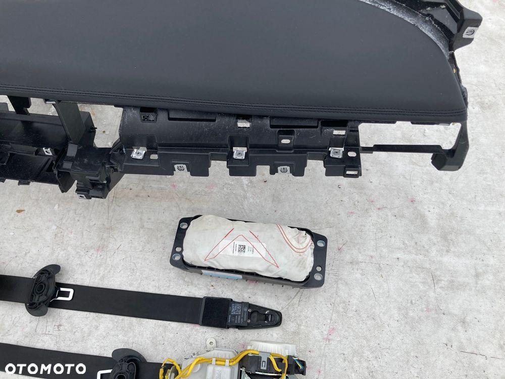 AUDI A8 D4 4H DESKA KONSOLA KOKPIT PULPIT PÓŁKA PARAPET PODUSZKI POWIETRZNE AIRBAG PASY PAS KURTYNA FOTELA PODUSZKA FOTELOWA W FOTEL naprawa REGENERACJA - 16