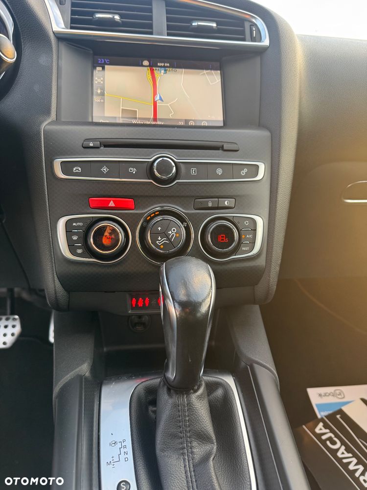 DS Automobiles DS 4 Crossback - 15