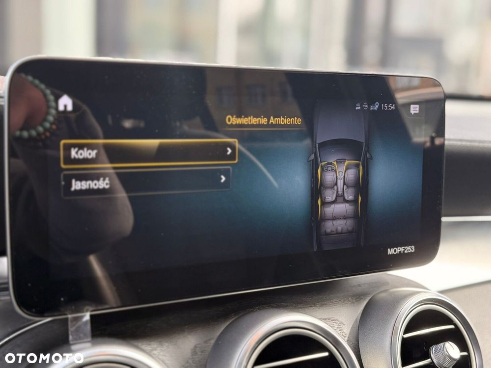 Mercedes-Benz GLC - 30