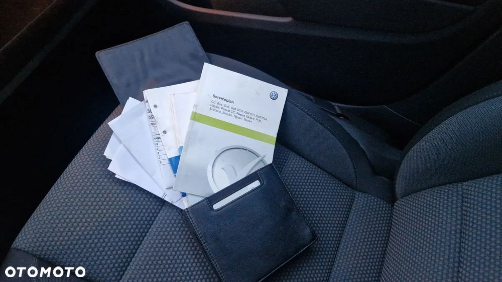 Volkswagen Golf - 35