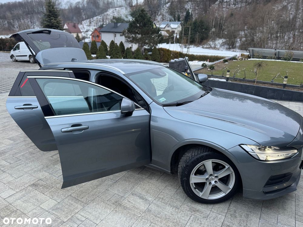Volvo V90 D4 Geartronic Momentum Pro - 2