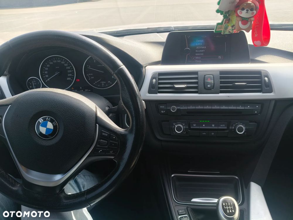 BMW Seria 3 316d Advantage - 11