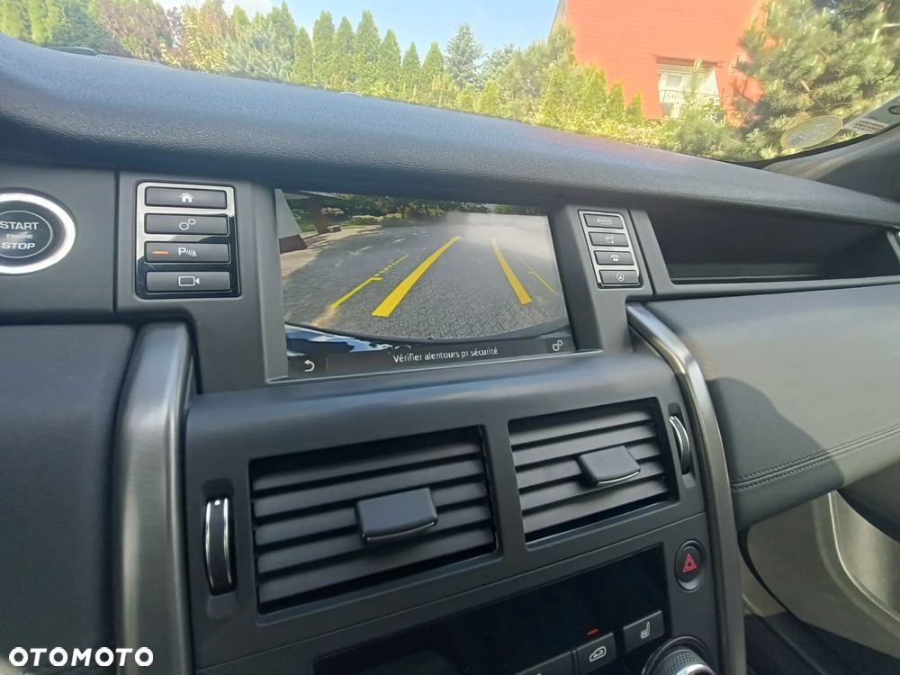 Land Rover Discovery Sport 2.0 D180 R-Dynamic HSE - 28