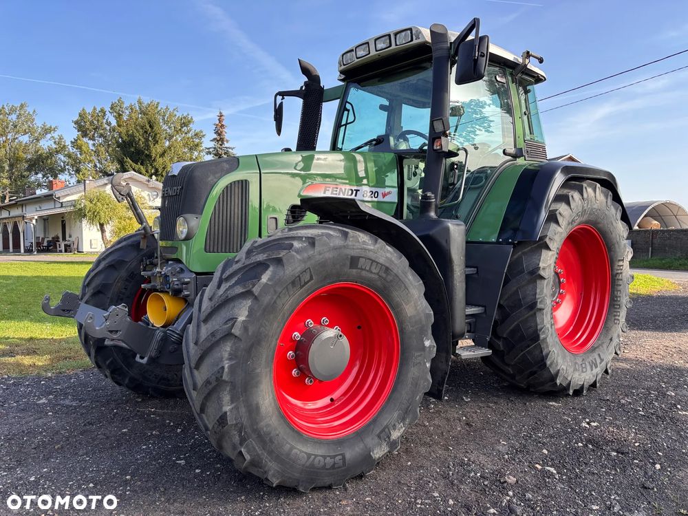 Fendt 820 - 1