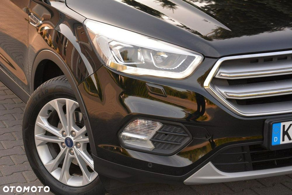 Ford Kuga 1.5 EcoBoost 2x4 Titanium - 8