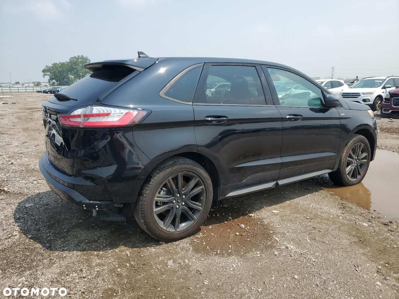 Ford Edge - 4