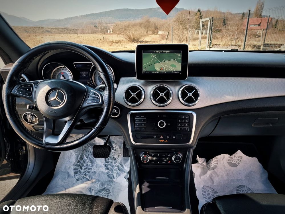 Mercedes-Benz CLA - 5
