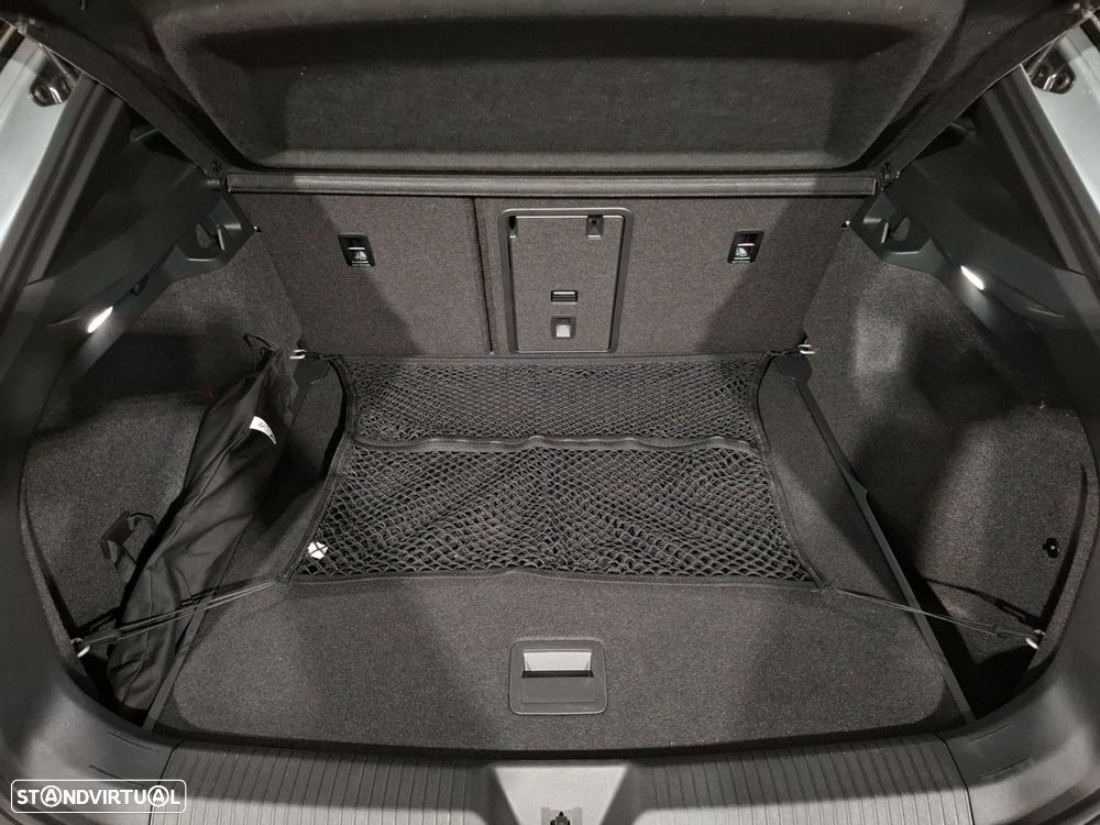 VW ID.4 52 kWh Pure Urban - 23