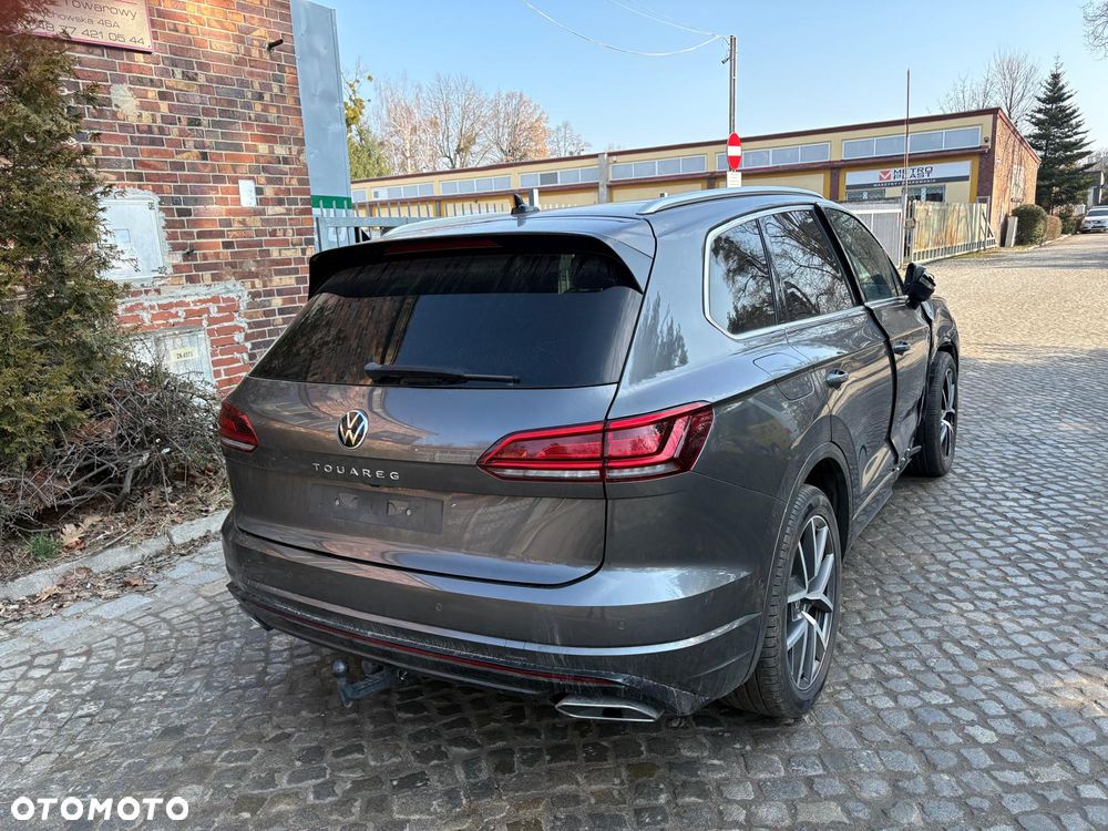 Volkswagen Touareg 3.0 V6 TDI SCR 4Motion Automatik R-Line - 6