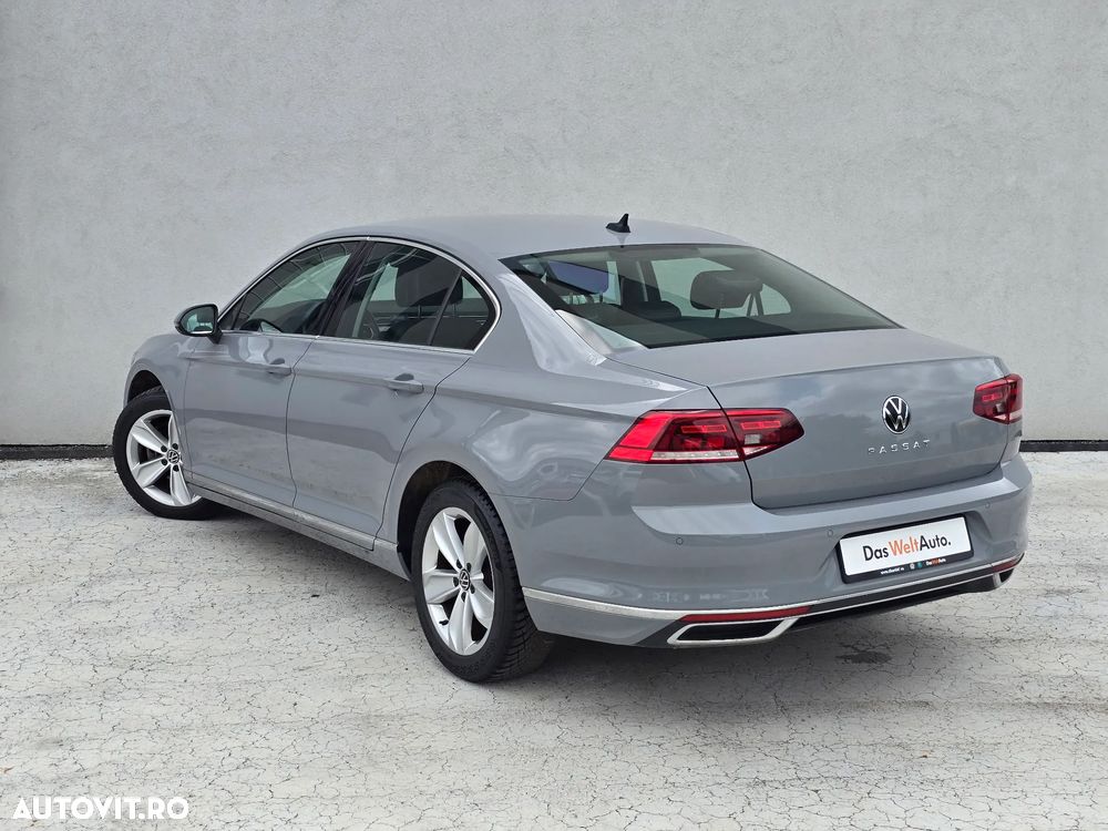 Volkswagen Passat 2.0 TDI DSG Highline - 4