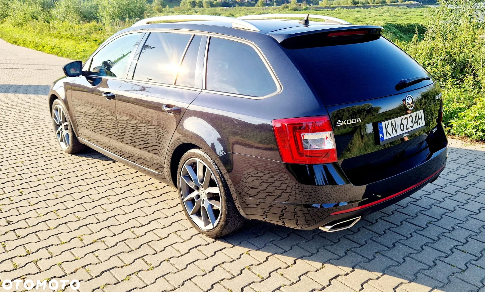Skoda Octavia Combi 2.0 TDI RS - 7