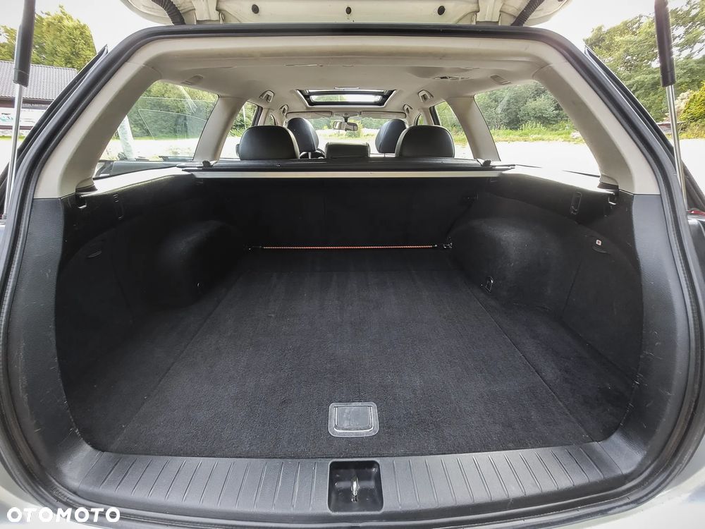Subaru Legacy SW 2.5i AT - 11