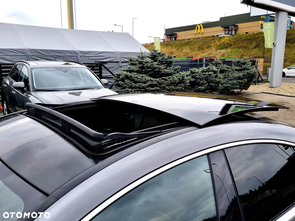 Mercedes-Benz CLA - 21