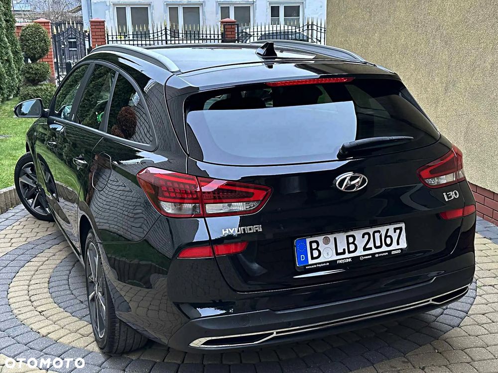 Hyundai i30 1.5 T-GDI 48V-Hybrid EDITION 30+ - 10