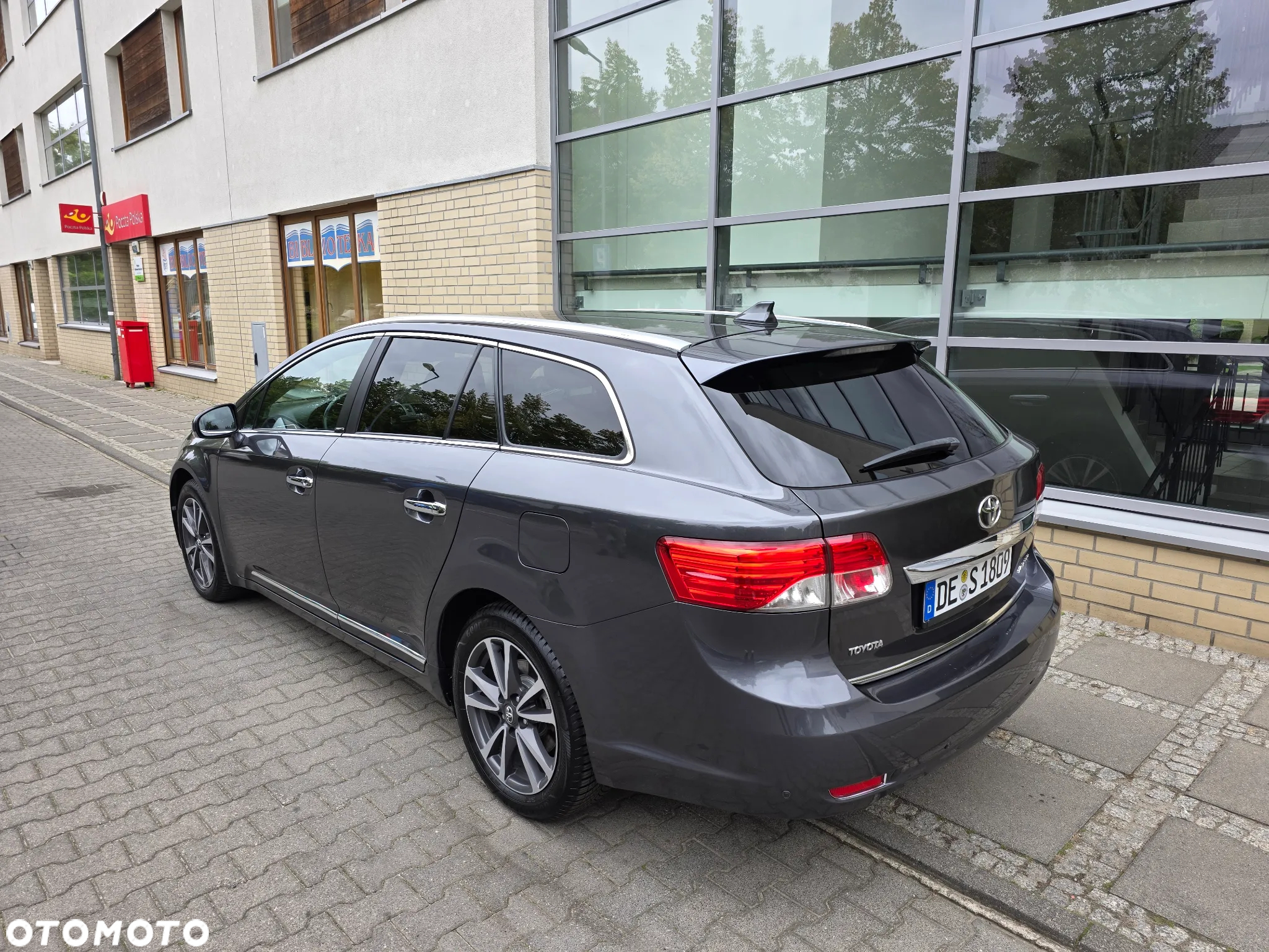Toyota Avensis 1.8 Business Edition - 5