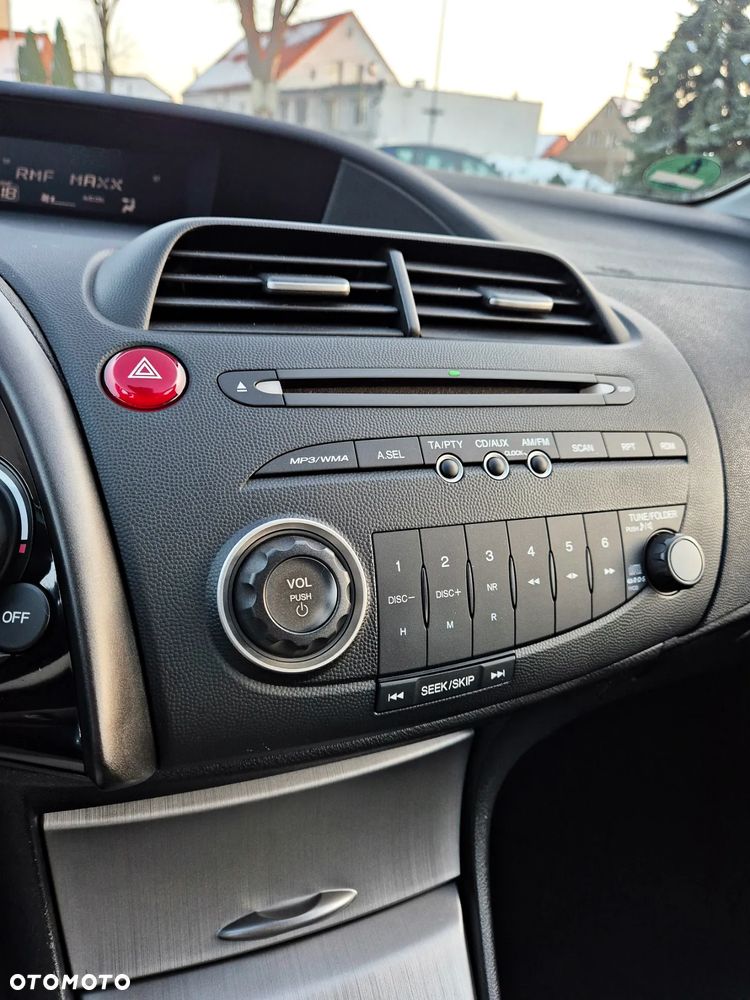 Honda Civic 1.8i-VTEC Sport - 13