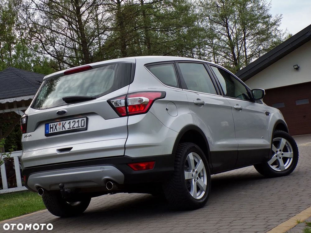 Ford Kuga 2.0 TDCi 4x4 Titanium - 4