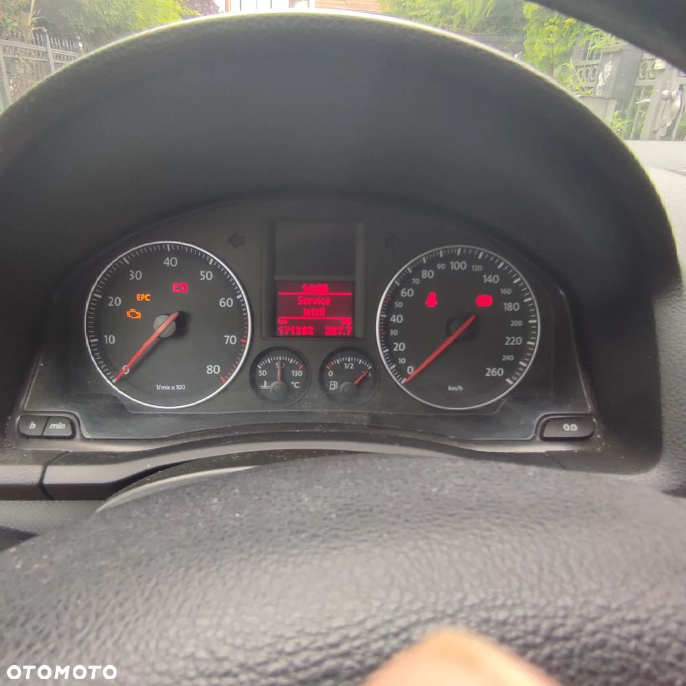 Volkswagen Golf 1.6 Trendline - 8