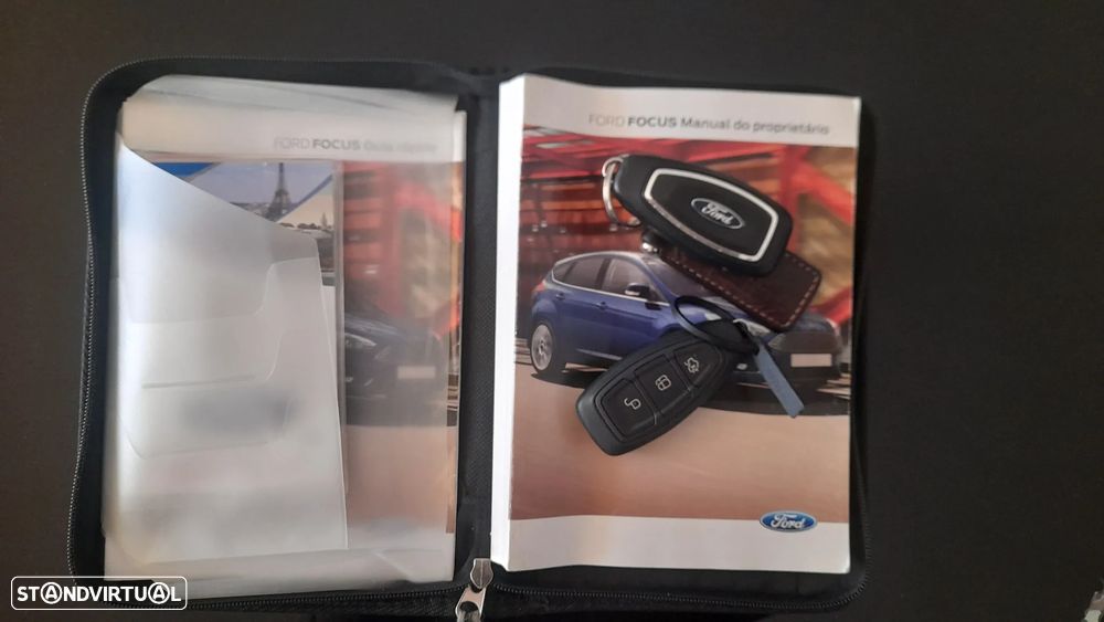 Ford Focus SW 1.0 SCTi Titanium - 52