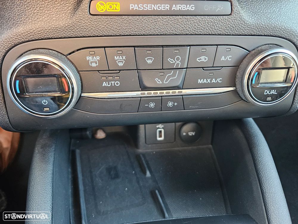 Ford Focus 1.0 EcoBoost ST-Line - 12