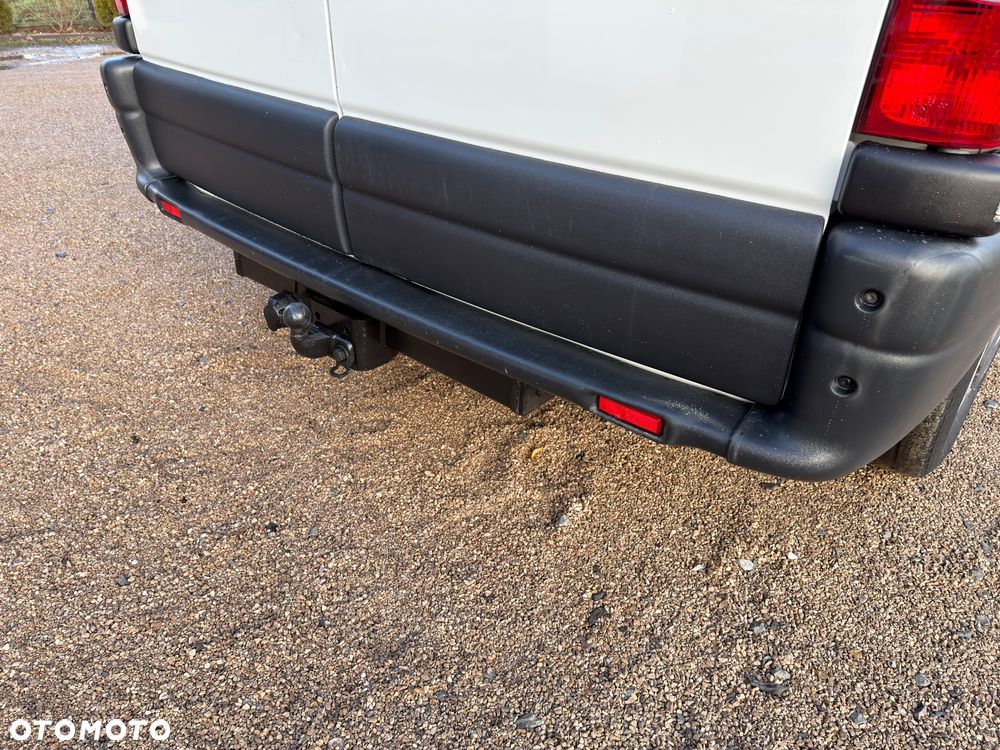 Nissan Interstar - 16