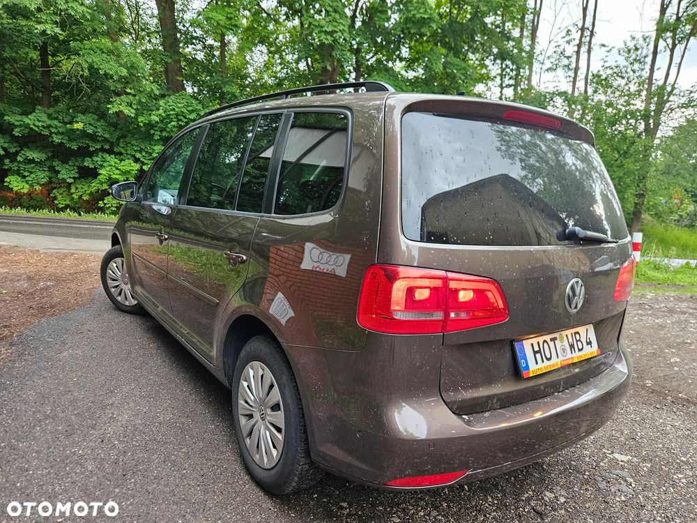Volkswagen Touran 1.6 TDI DPF DSG MATCH - 3